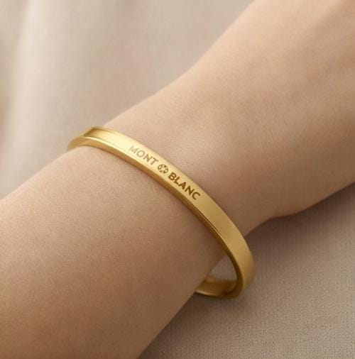 Blanc Engraved Bangle Bracelet