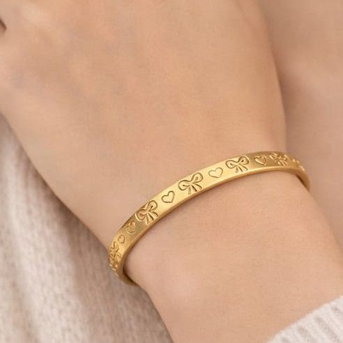 Anti-Tarnish Bow and Heart Pattern Bracelet