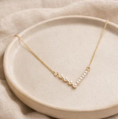 V-Shaped Pearl and Stone Pendant Necklace