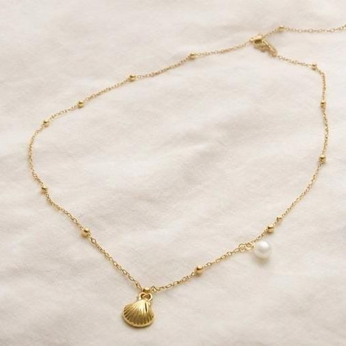 Anti-Tarnish Shell and Pearl Pendent Necklace