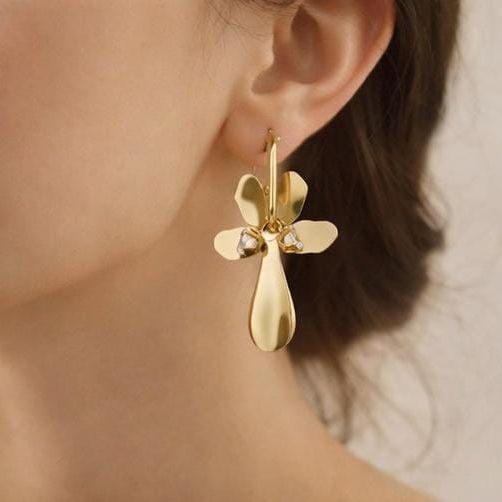 Anti-Tarnish Floral Drop Earrings