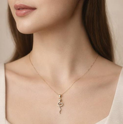 Snake Design Stone Pendant Necklace