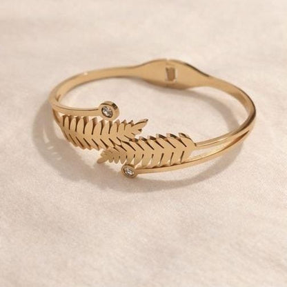 Anti-Tarnish Leaf Design Bracelet