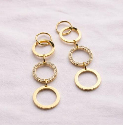 Linked circle drop earring